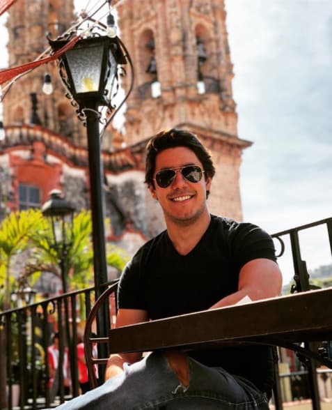 Eduardo Capetillo Jr. comenzó a robar miradas desde que apareció en redes sociales hace 4 años.