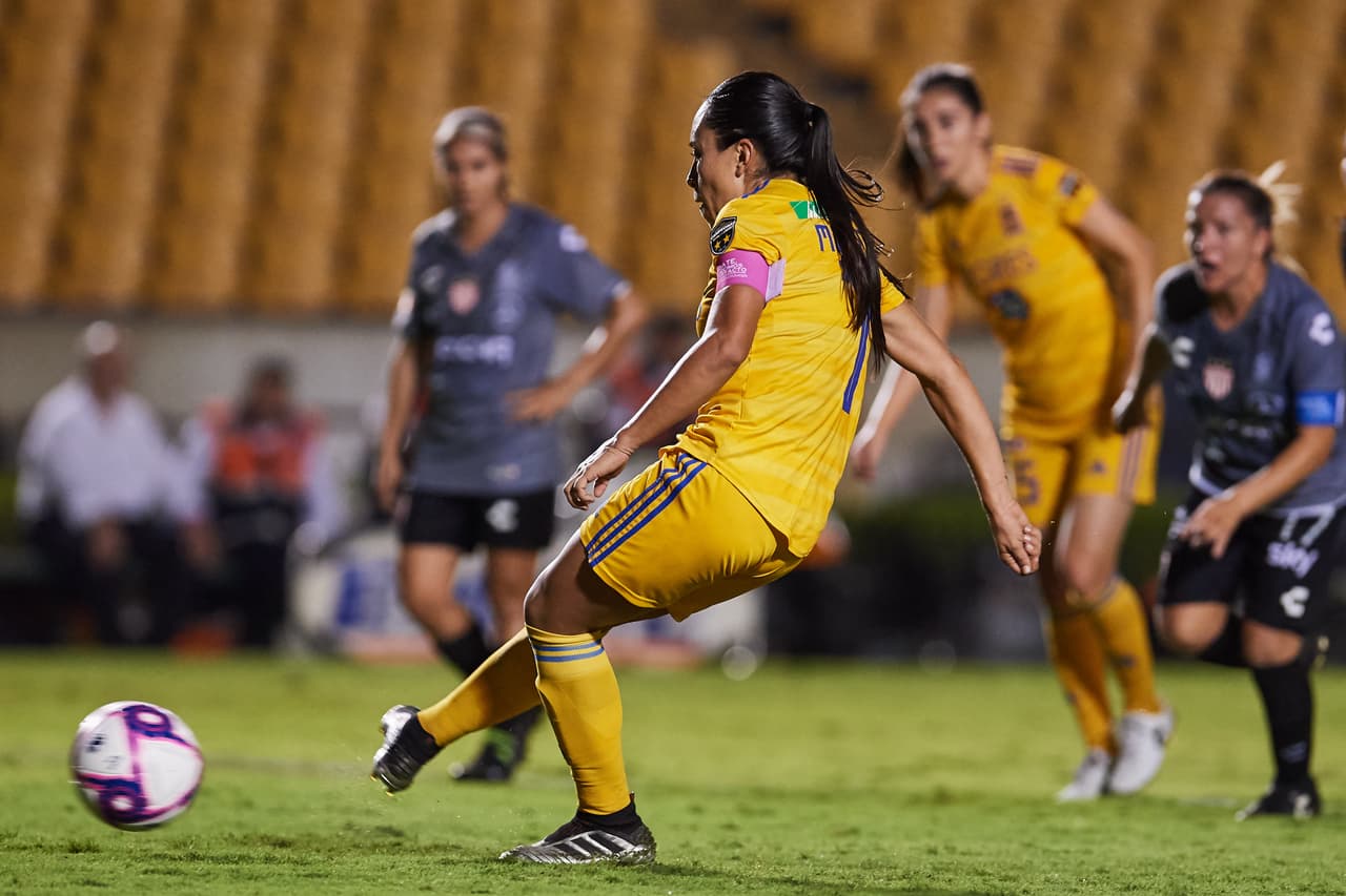 Lizbeth Ovalle, Belén Dde Jesús Cruz, Natalia Gómez Junco y María Fernanda Elizondo hicieron los goles en el triunfo de Tigres.