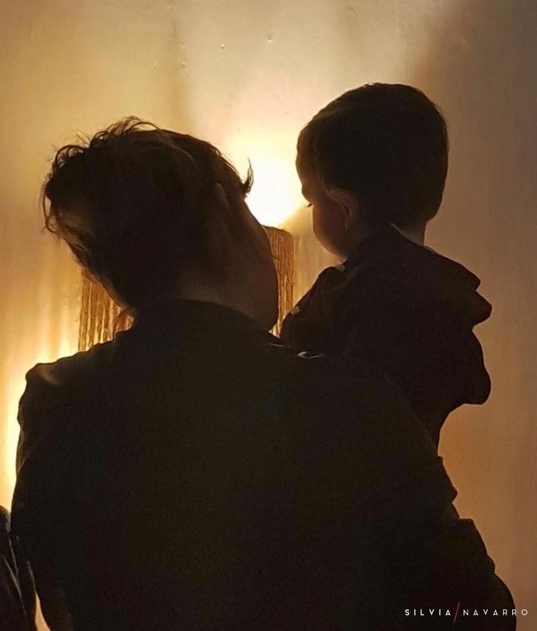 En julio de 2018, al asistir a la develación de la placa por los dos años de la puesta en escena 'Puras cosas maravillosas', frente a diversos medios Silvia descartó que su hijo incursione en el medio artístico desde temprana edad: "Creo que es importante que a los niños, cuidarlos en ese sentido".