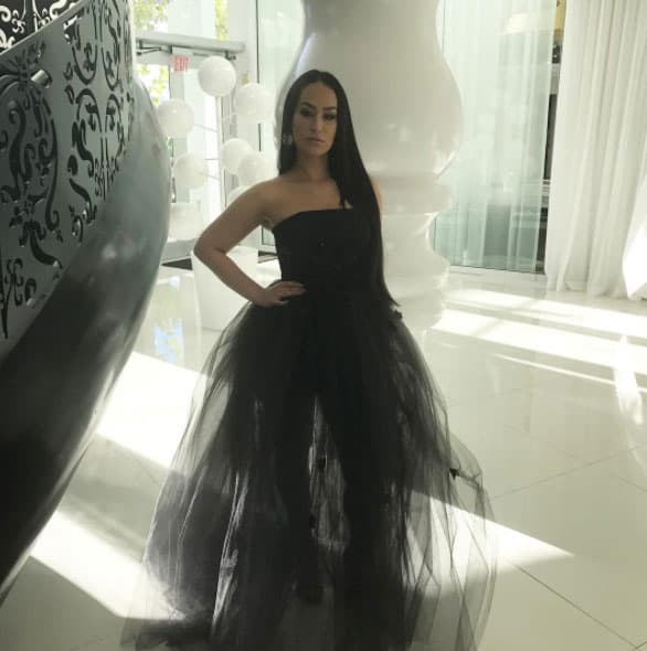 “Me encanta Paquita la del Barrio y es de mis inspiraciones más grandes, porque ella nos enseñó a que hay que ser malas si son malos con nosotros, yo digo que Victoria no era mala, la hicieron así”, dijo.