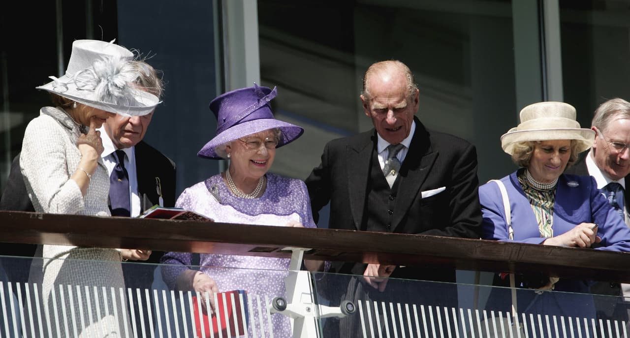 Y aunque aún se le puede ver en algunos actos oficiales, el príncipe Felipe se retiró del ojo público durante los últimos meses.
<br>