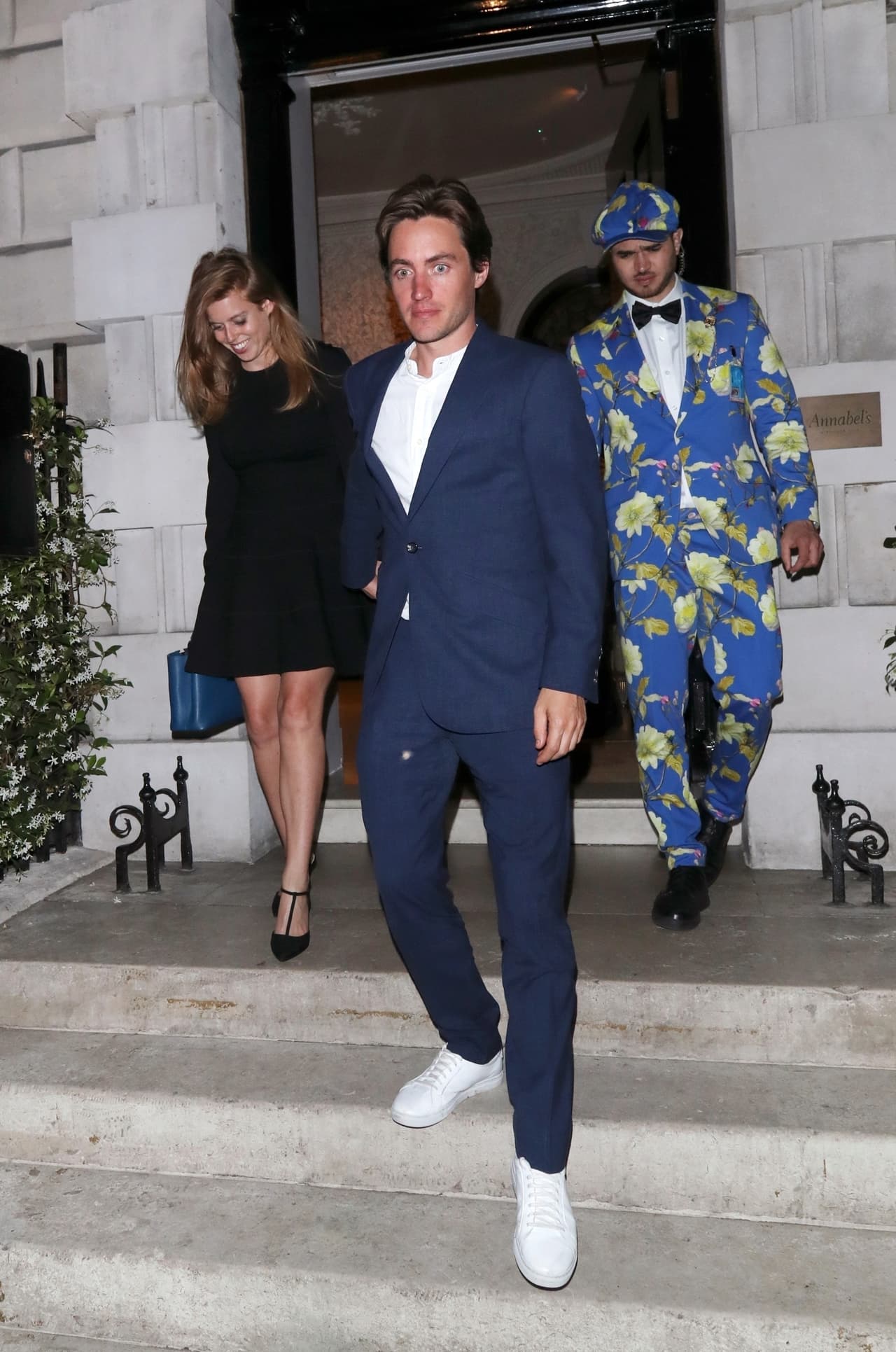 El palacio de Buckingham anunció, 
<b><a href="https://www.royal.uk/her-royal-highness-princess-beatrice-york-and-mr-edoardo-mapelli-mozzi-are-engaged-be-married" target="_blank">a través de un comunicado</a></b>, que la pareja se comprometió en matrimonio, aunque no se reveló la fecha exacta.