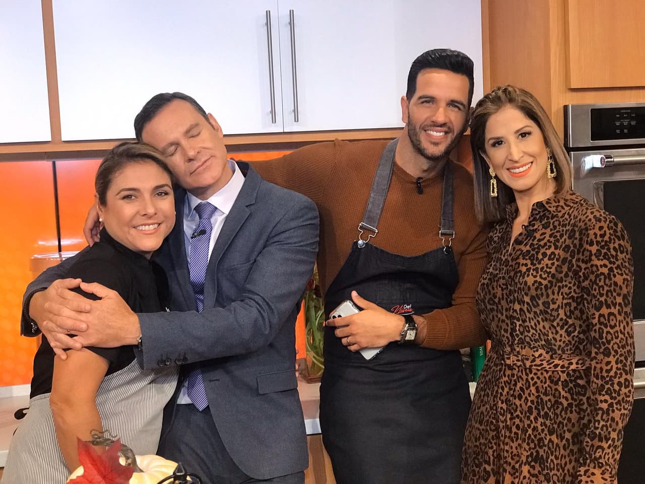 El brindis de Acción de Gracias fue emotivo y especial para los conductores del show.