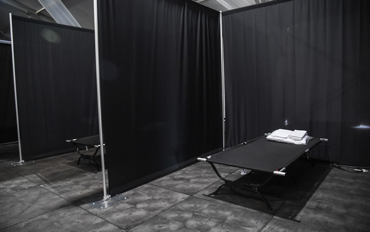 La cantidad de camas disponibles es de 250, pero se pueden agregar más, en caso de ser necesario. 
<br>