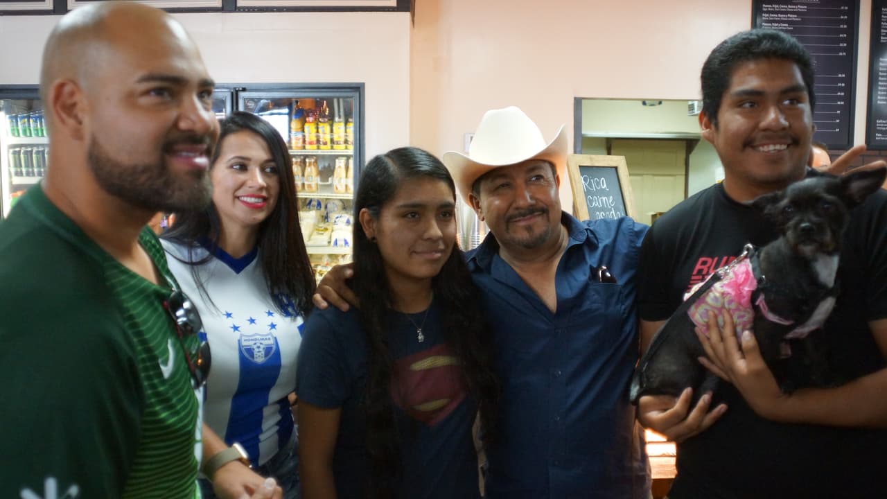 La Hondureña confía en que su selección le gane a México y en un próximo partido, y no tiene problema con seguir pagando apuestas hasta lograr que El Feo y El Pelón sean los que paguen el siguiente reto.