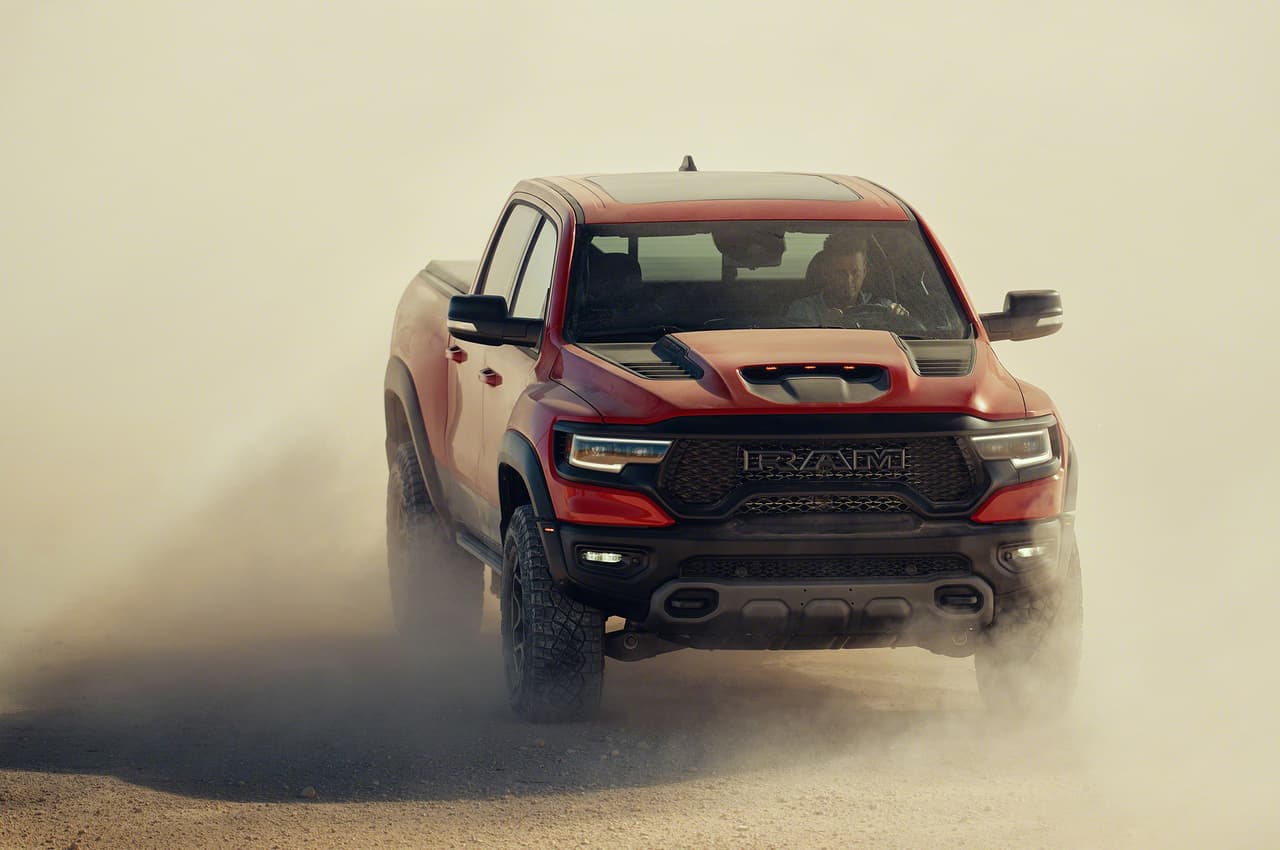 La nueva Ram TRX 2021 fue sometida a pruebas rigurosas en entornos extremos en todo el territorio continental de Estados Unidos, bajo las condiciones más duras a fin de comprobar su, capacidad y durabilidad, será fabricada en la planta de ensamblaje de FCA en Sterling Heights, Michigan.