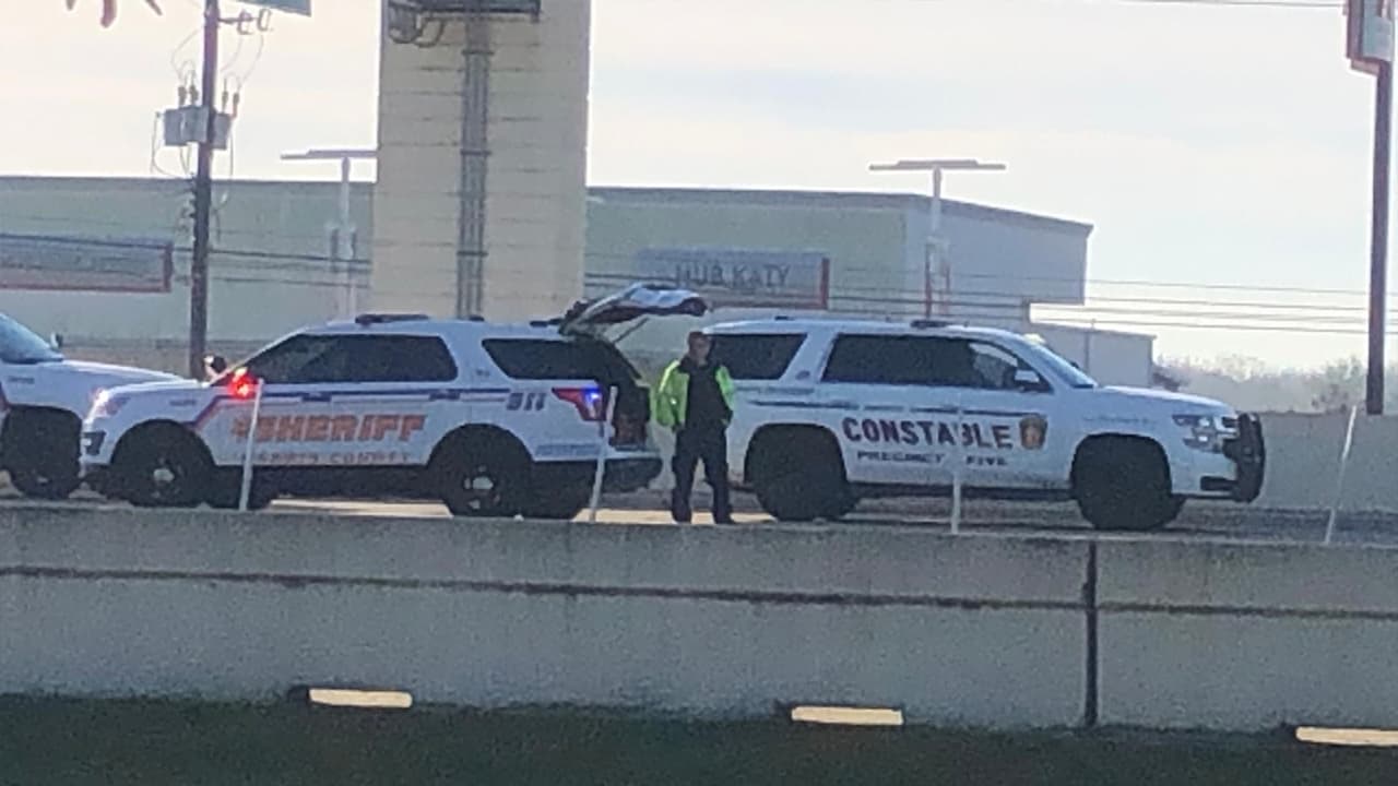 Durante la persecución se arrestó a dos hombres que viajaban en el vehículo donde también estaba la víctima.