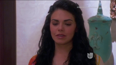 Como cuando su abuela anunció que se casaría con Aitana, por lo que a Fiorella no le quedó más que felicitarlos.