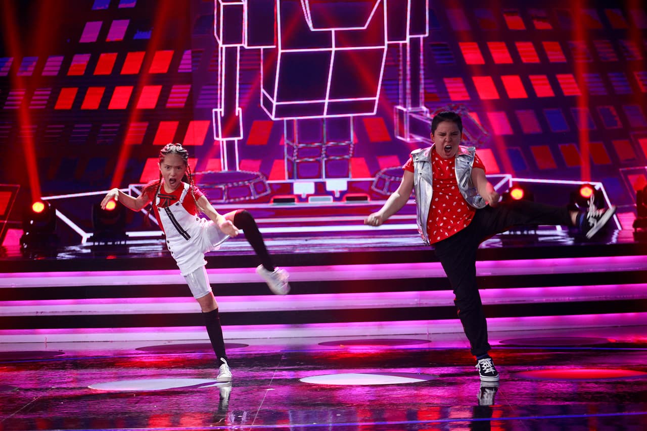 Flor y Yahir prepararon para entonces un baile moderno, que no fue tan impactante para los exigentes jueces.