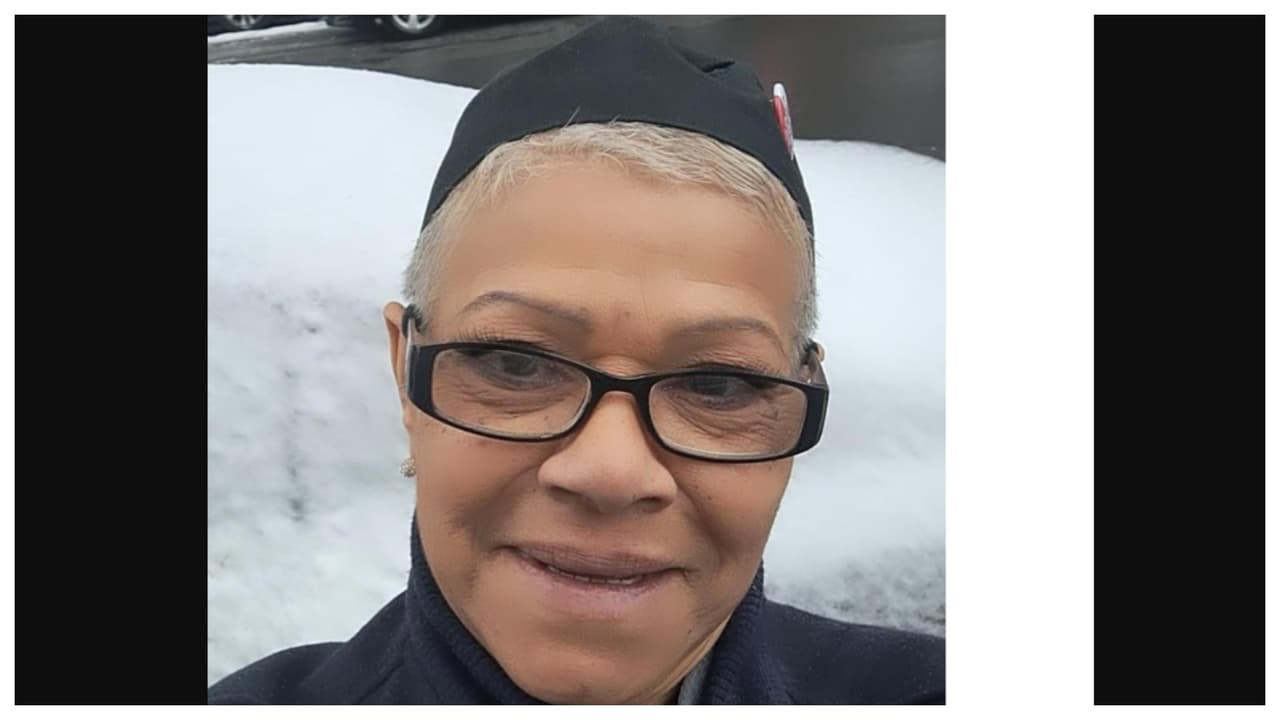 "Enfrente de mi trabajo". Autor: Iris N Cruz