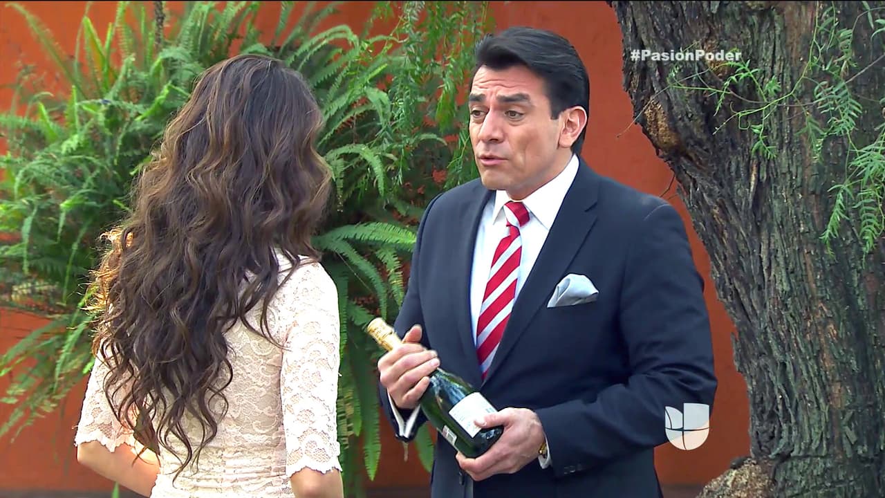 Y tú no perdiste el tiempo para buscar de nuevo a Julia.