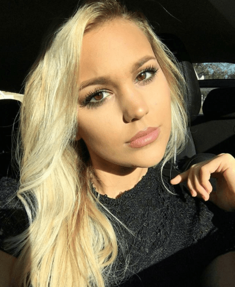 Después de la hazaña hecha por Bieber, la reacción de Jessica fue publicar a través de su cuenta de Twitter varios 'screenshots' de los mensajes que éste había enviado a la cuenta del gimnasio.