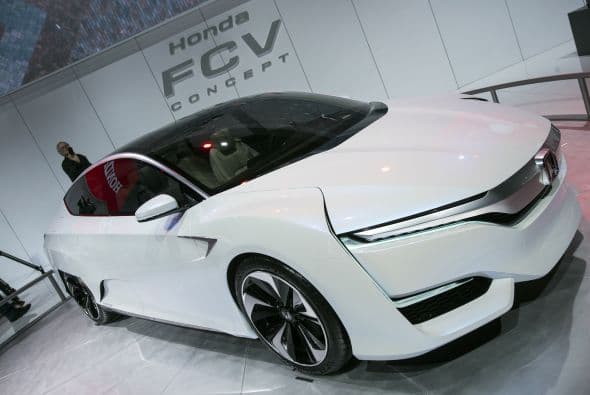 El Honda FCV será la base para un sedán de hidrógeno que se venderá en EEUU a partir de 2016.