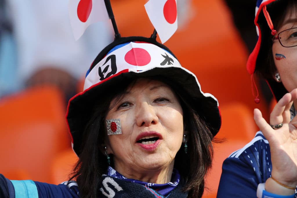 La actitud positiva y buena energía de los fanáticos prendió la fiesta entre los seguidores de Senegal y de Japón con miras al segundo partido de ambos en el grupo H del Mundial de Rusia 2018.