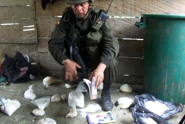 Las estimaciones de la ONU dicen que suman entre 842 y 1,111 toneladas anuales de cocaína.