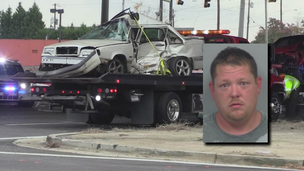 Identifican a conductor detenido y mujer que murió tras persecución en Gwinnett