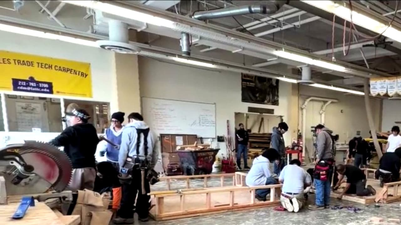 Crisis por falta de trabajadores en la construcción, así puedes capacitarte gratis en LATTC