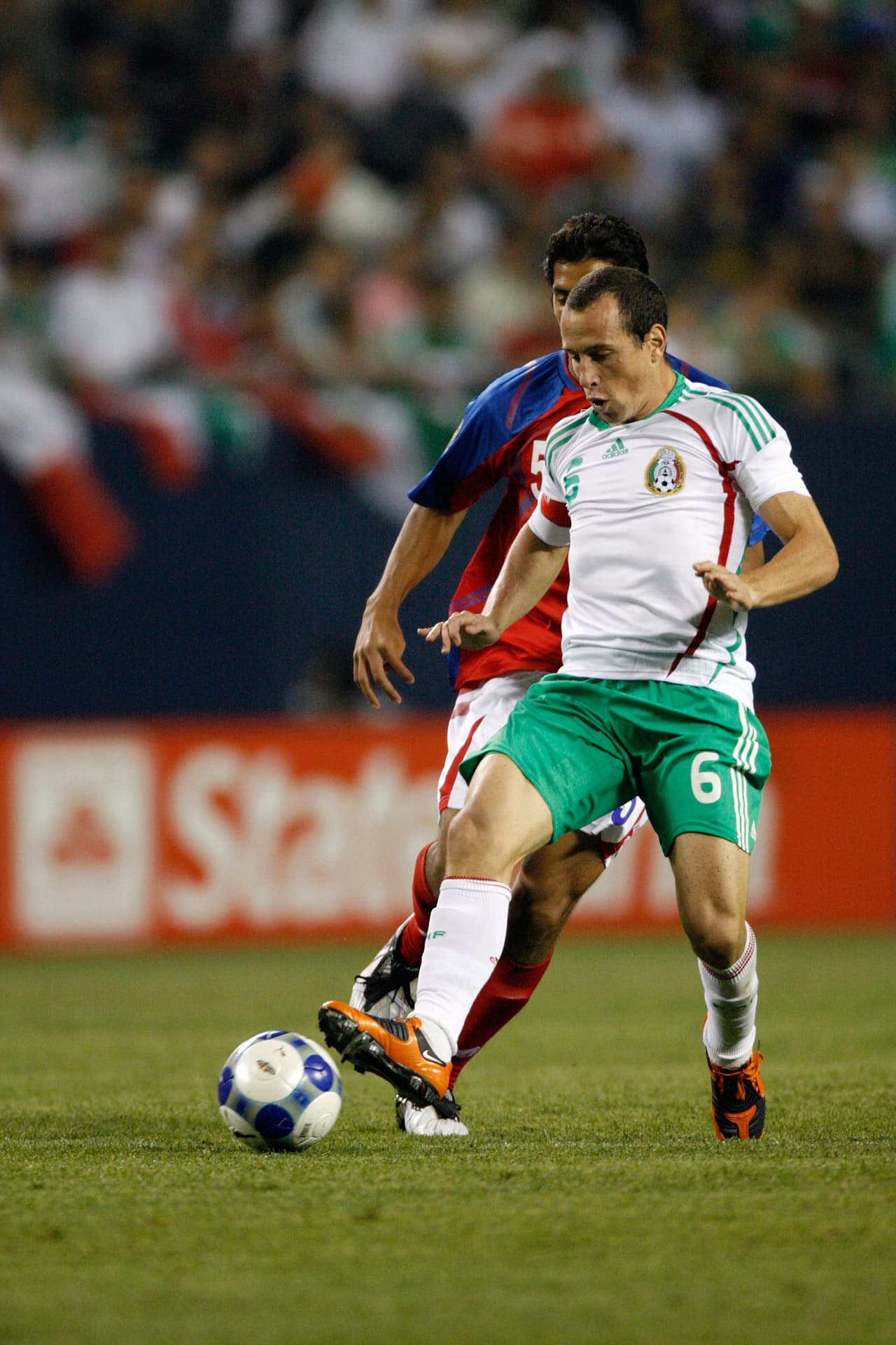 Además fue campeón de dos Copas Oro de la Concacaf. La primera, en 2009, cuando vencieron a Estados Unidos.