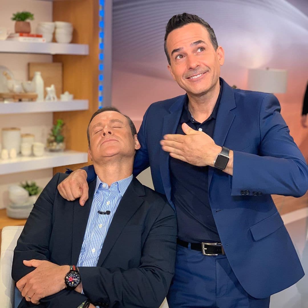 Y juntos se divierten todavía más. Carlos asegura que disfruta hacerle airecito a Alan cuando está cansado, y parece que Tacher lo está disfrutando.