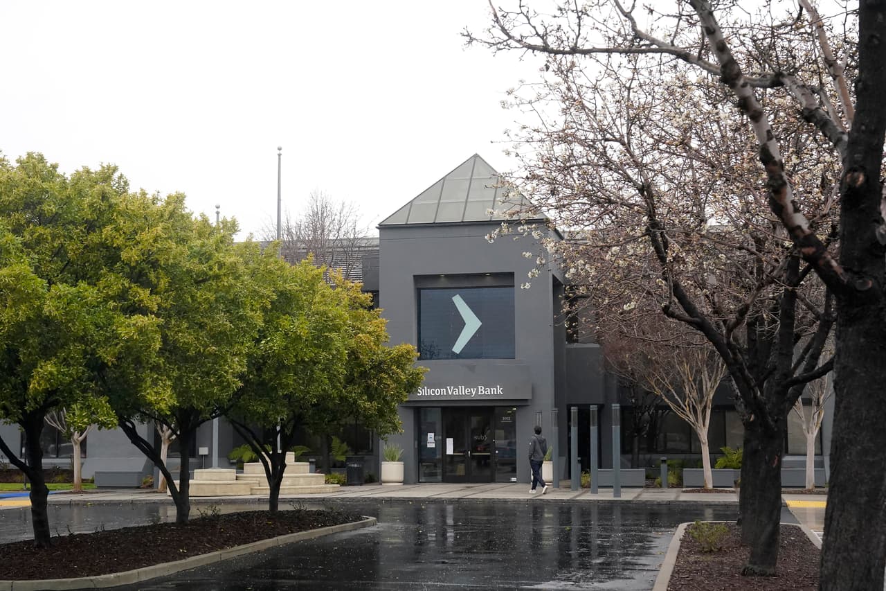 Cómo han tratado de evitar que la quiebra del banco SVB se convierta en una masiva crisis financiera