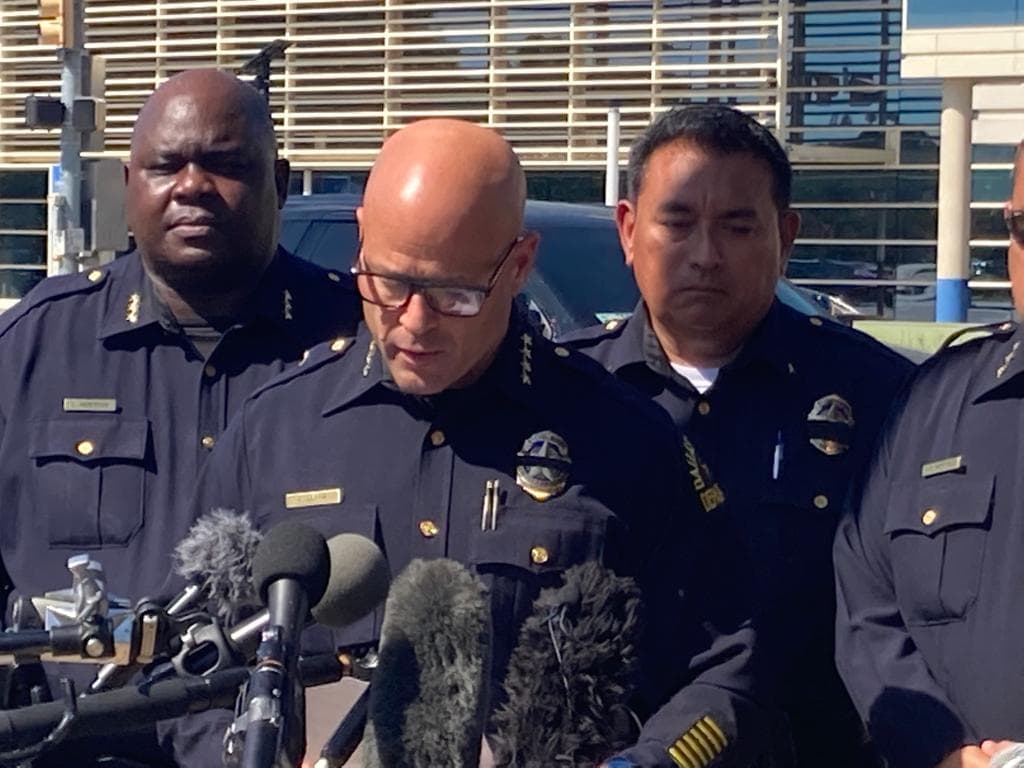 El jefe de la Policía de Dallas, Eddie García explicó que Arellano se dirigía a trabajar a su guardia nocturna cuando fue impactado por una conductora presuntamente en estado de ebriedad.