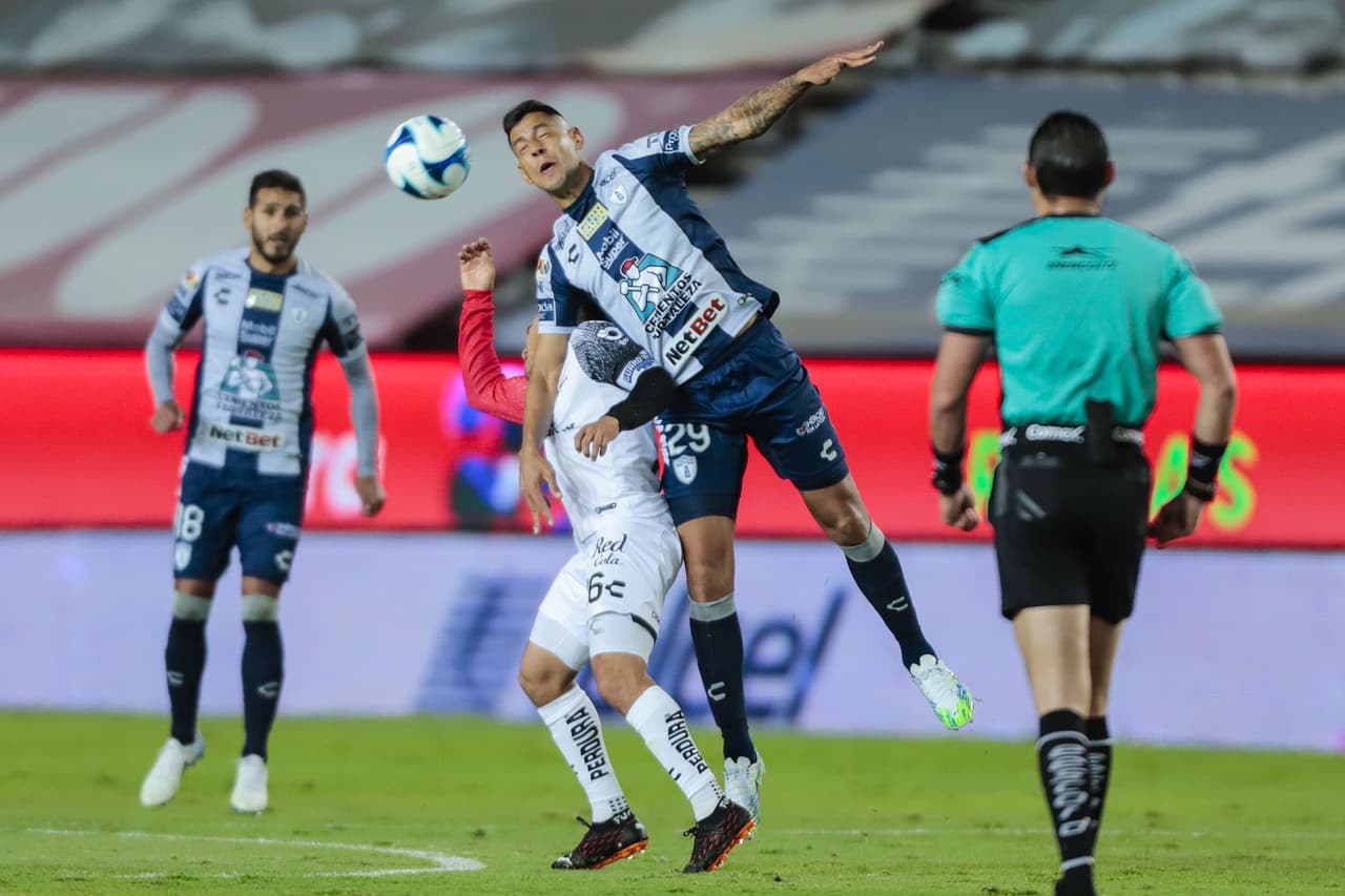 Con gol de Nacho Malcorra desde el punto penal, Atlas logra vencer a Pachuca 0-1 para romper una racha de 10 partidos sin ver la victoria.
