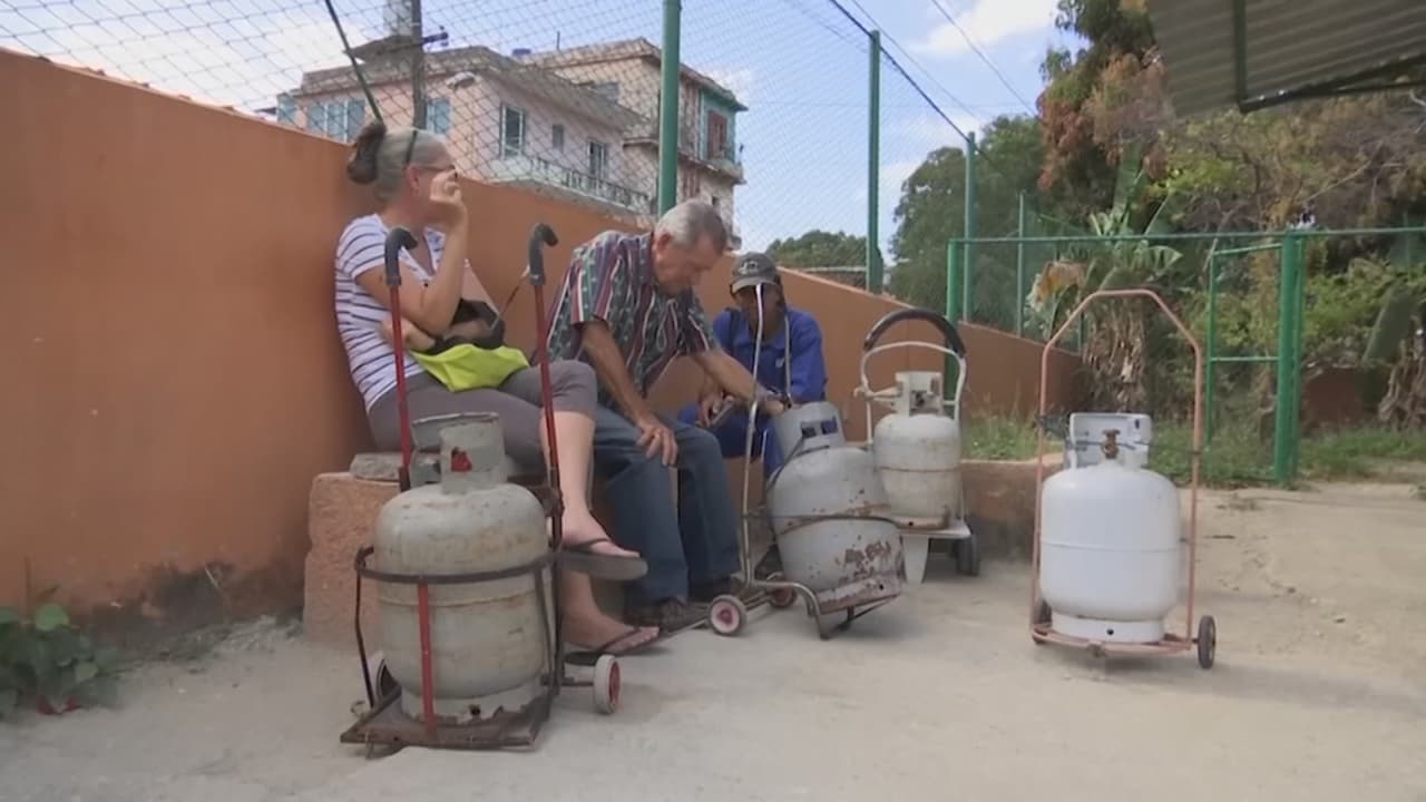 Régimen cubano advierte sobre escasez de gas de cocina