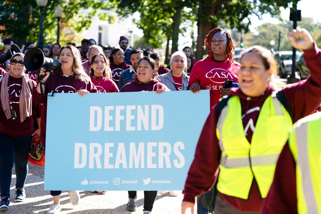 Corte que tiene en sus manos el futuro inmediato de DACA celebra audiencia clave esta semana