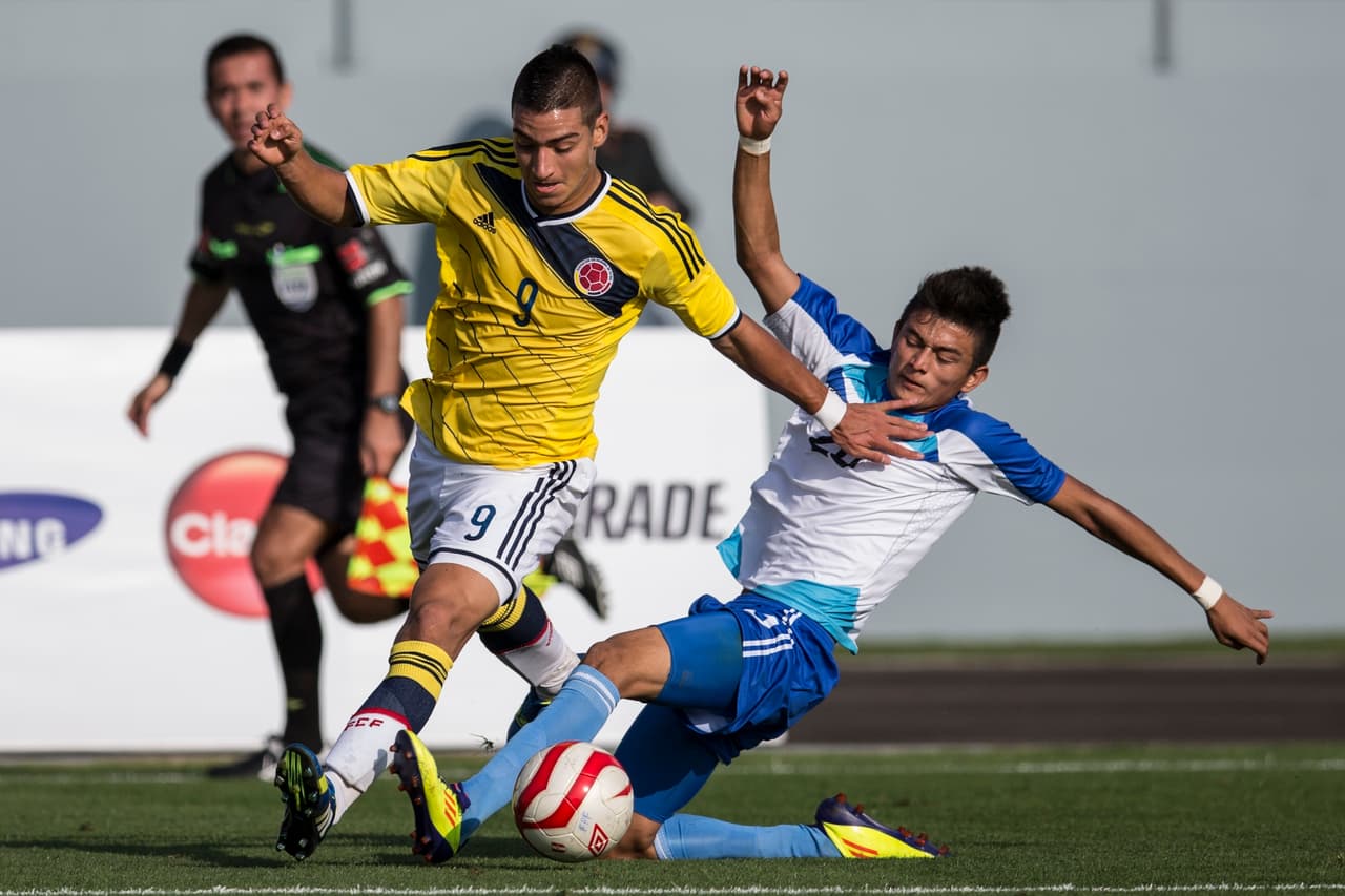 A nivel selecciones menores, los colombianos han jugado en 4 juegos olímpicos. En Mundiales Sub-20 han participado en 8 ocasiones, teniendo su mejor lugar en el 2003 cuando fueron terceros; en Sub-17 han jugado 5 Mundiales quedando cuartos en las ediciones 2003 y 2009.