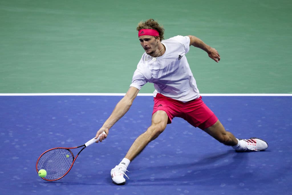 Carreño su puso al frente en los primeros dos sets, pero Zverev le dio la vuelta al juego para terminal con parciales de 6-3, 6-2, 3-6, 4-6, y 3-6.