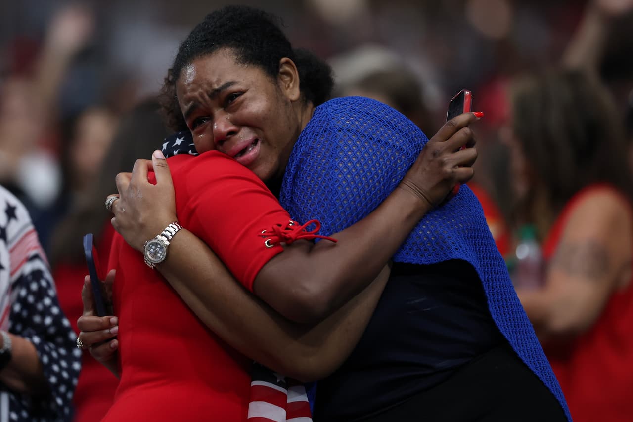 Hubo incluso quien no pudo contener el llanto.