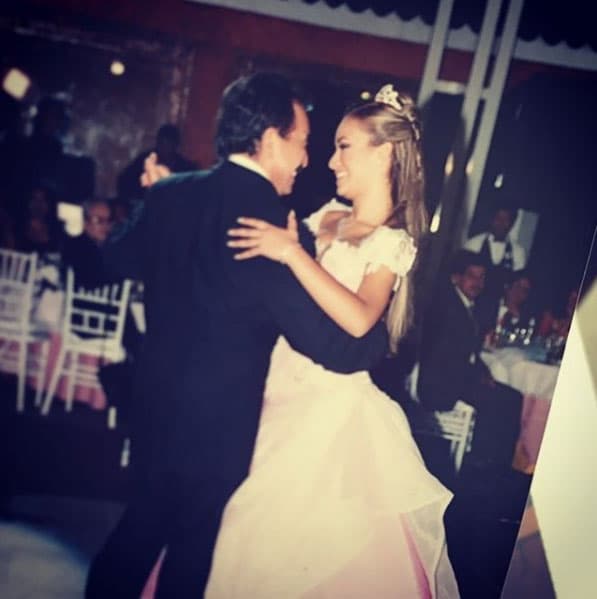 Como la primera comunión y la fiesta de XV años.