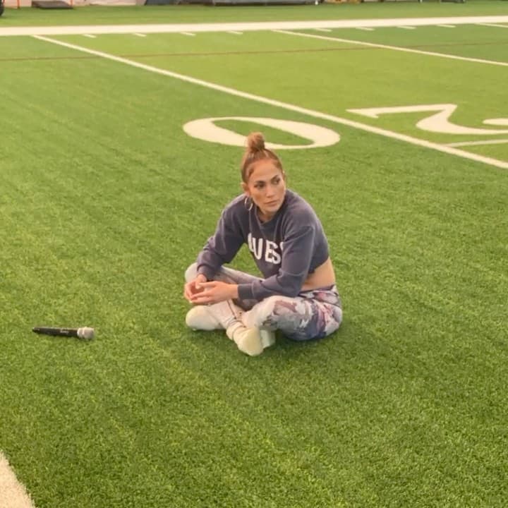 Las dos estrellas ya comenzaron con los ensayos del espectáculo y durante la conferencia de prensa que ofrecieron el 30 de enero pasado adelantaron que harán un homenaje a los latinos.