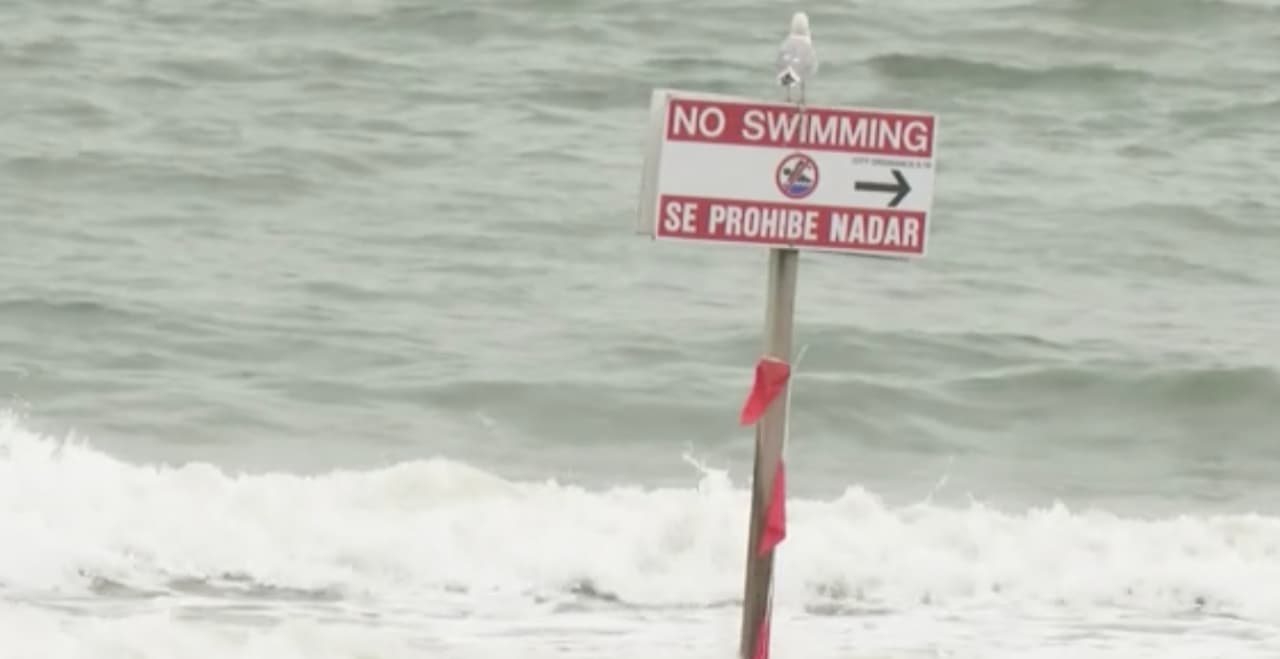 La familia de los dos niños estaba cerca de ellos y aseguró que los dos menores no saben nadar.