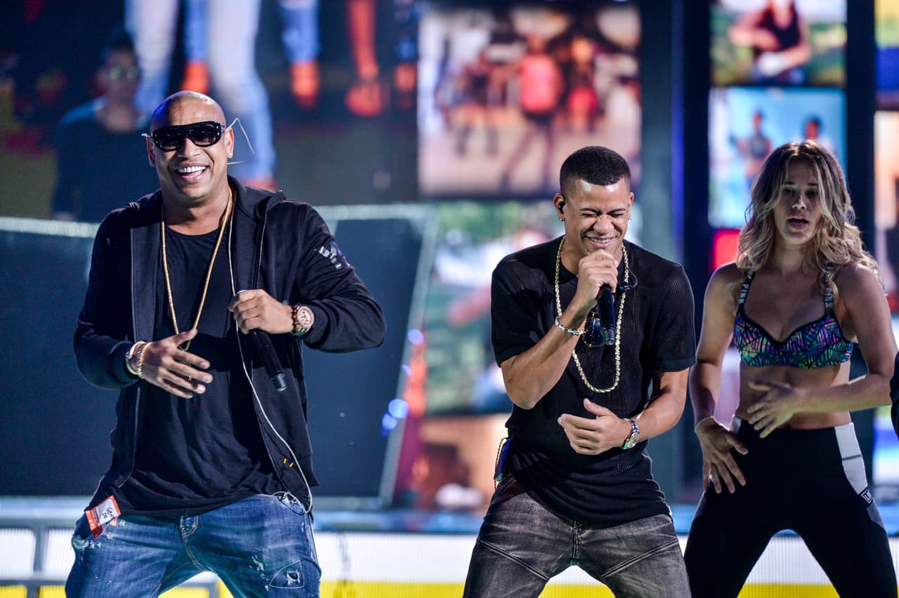 ¡Luces, cámara y acción! La fiesta de Premios Juventud está por comenzar.