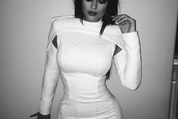 Su outfit para Navidad 2014. ¡Qué esbelta!