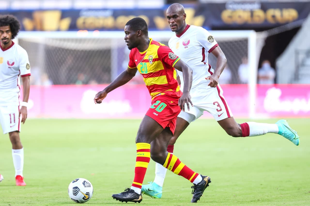 Catar se impuso con auroridad a Granada confirmando que viene en serio a la disputa de la Copa Oro.