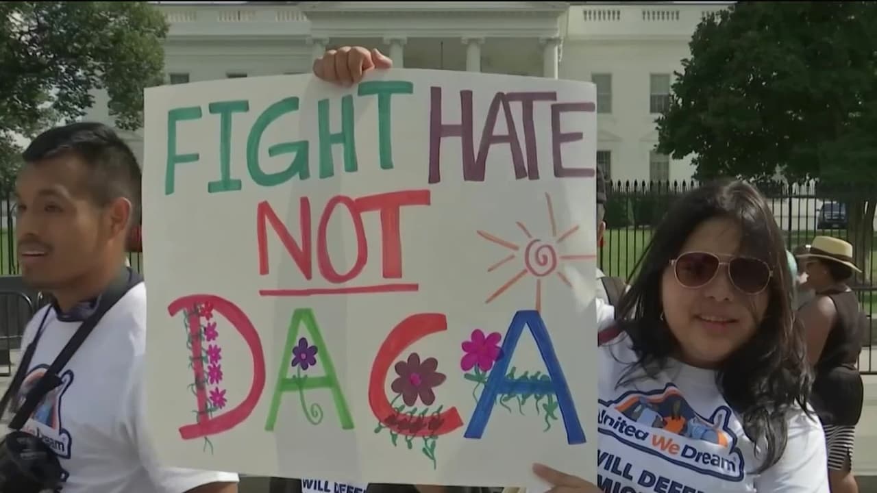 Gobierno de Joe Biden refuerza medidas para proteger el programa DACA