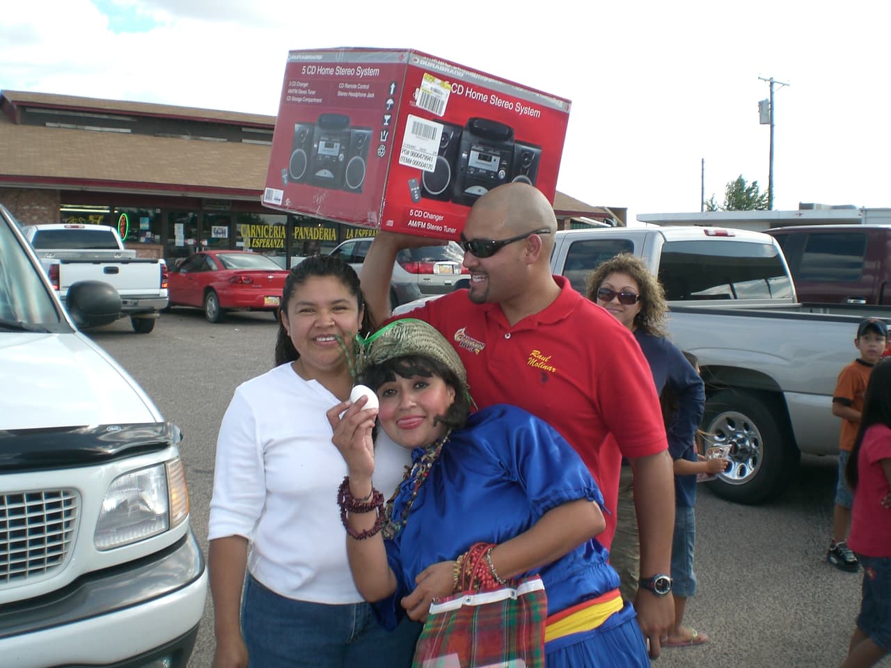 <a href="http://www.univision.com/temas/raul-molinar-el-pelon">Raúl Molinar</a> y la Nacha en Nuevo México.