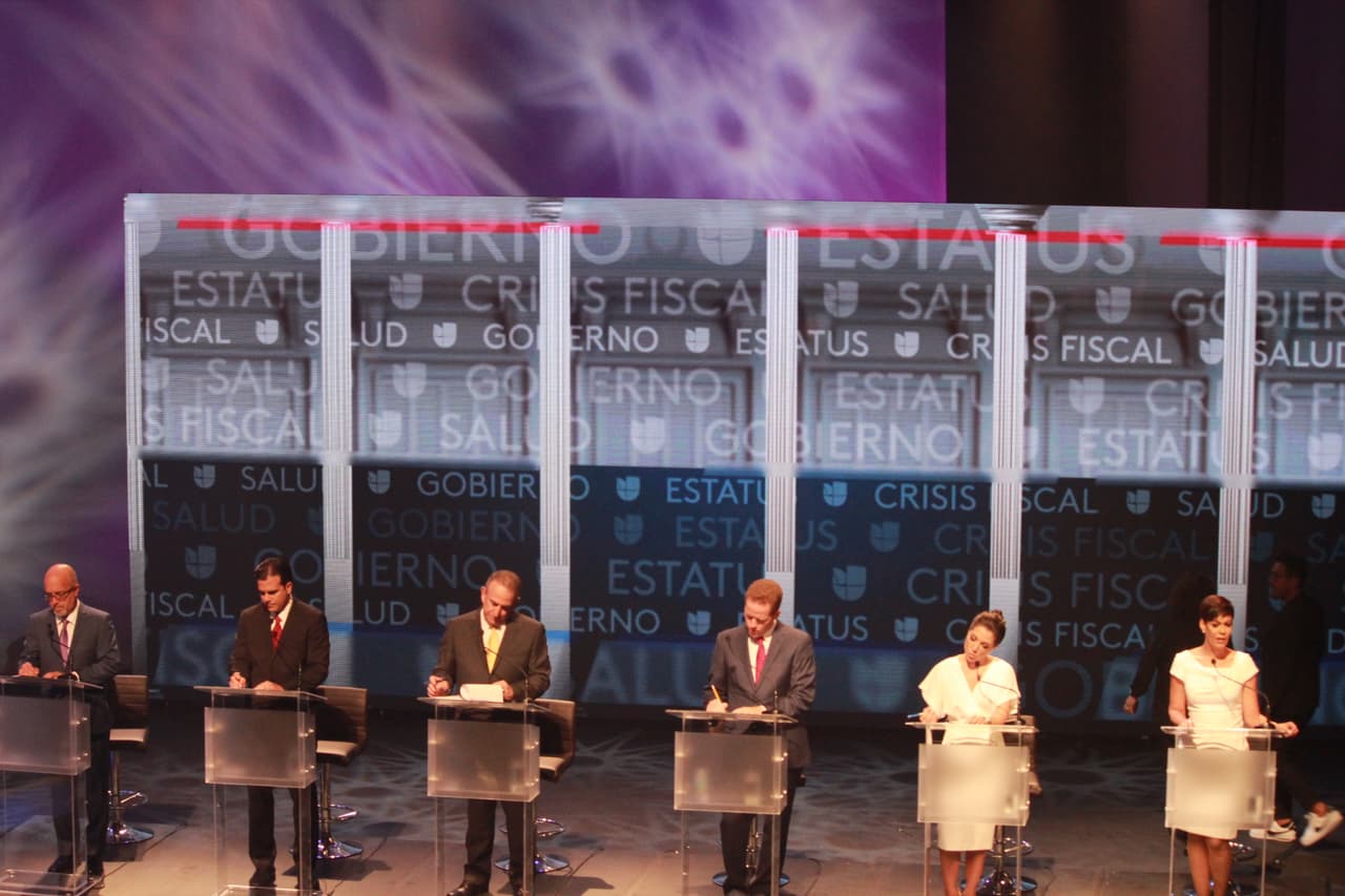 El último y decisivo debate entre los candidatos a la Gobernación puso cara a cara a todos los candidatos que buscar llegar a Fortaleza. Mira el backstage.