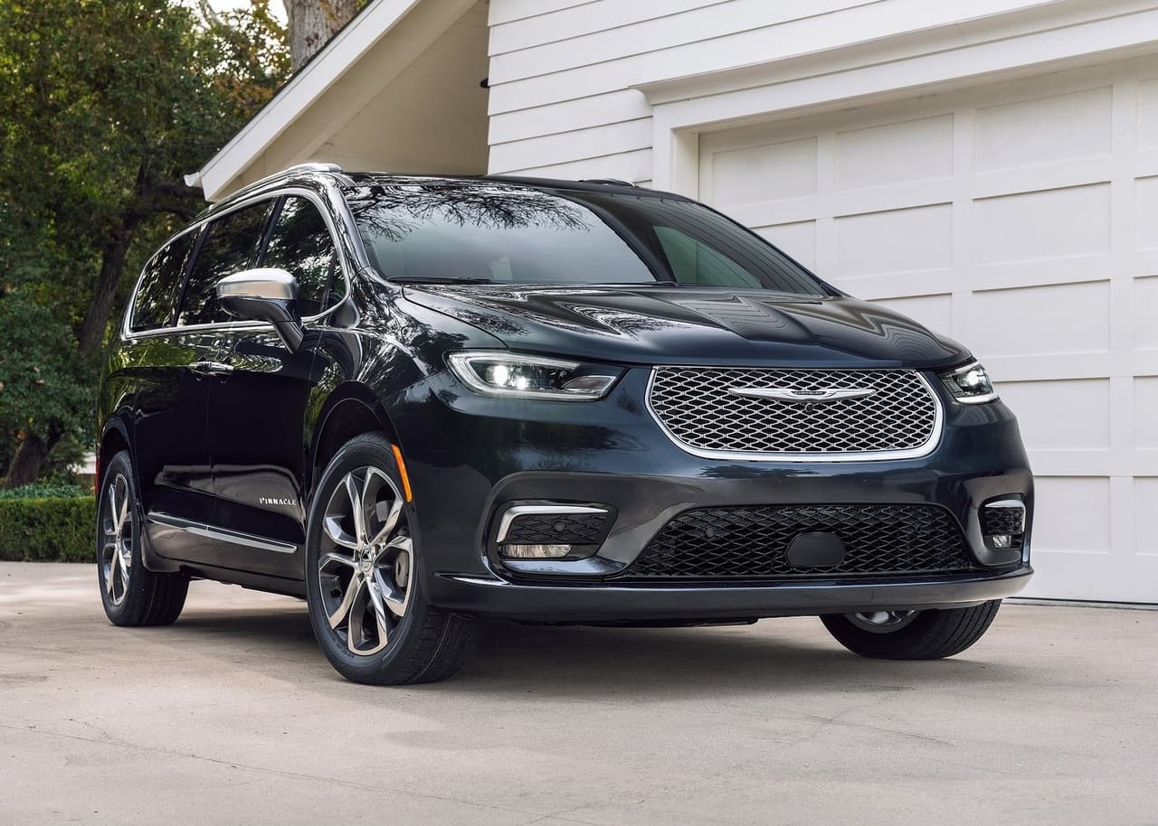 <h3 class="cms-H3-H3"><b>Chrysler</b></h3>
<br>
<br>- 
<b>Puntaje: </b>54/100
<br>- 
<b>Posición en 2021:</b> 12 de 28 marcas
<br>- 
<b>Posición en 2020:</b> No fue incluida al no haber suficientes datos para calificarla