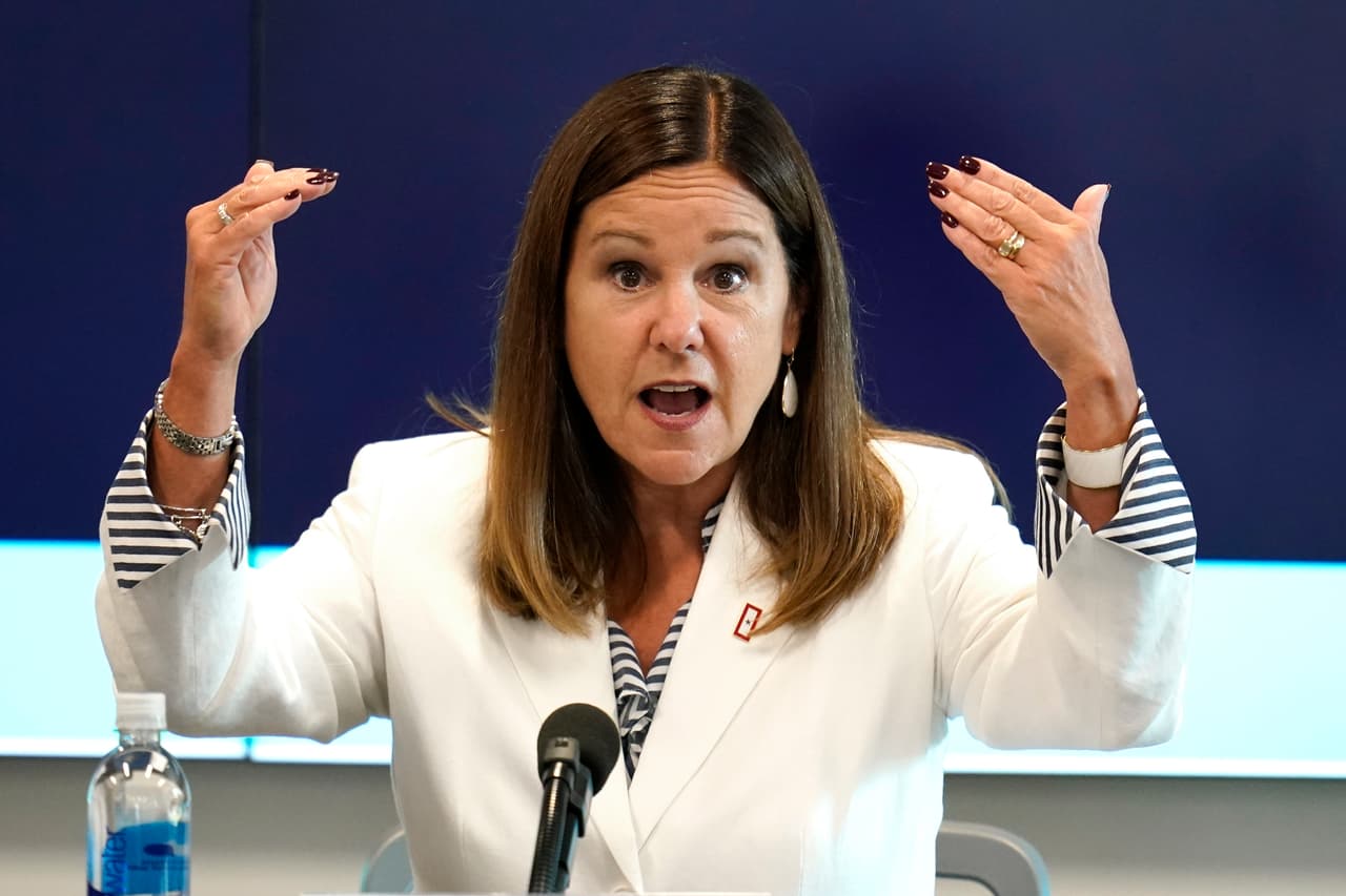 Karen Pence viaja a Arizona y destaca el apoyo que ofrece el estado en la búsqueda de empleos