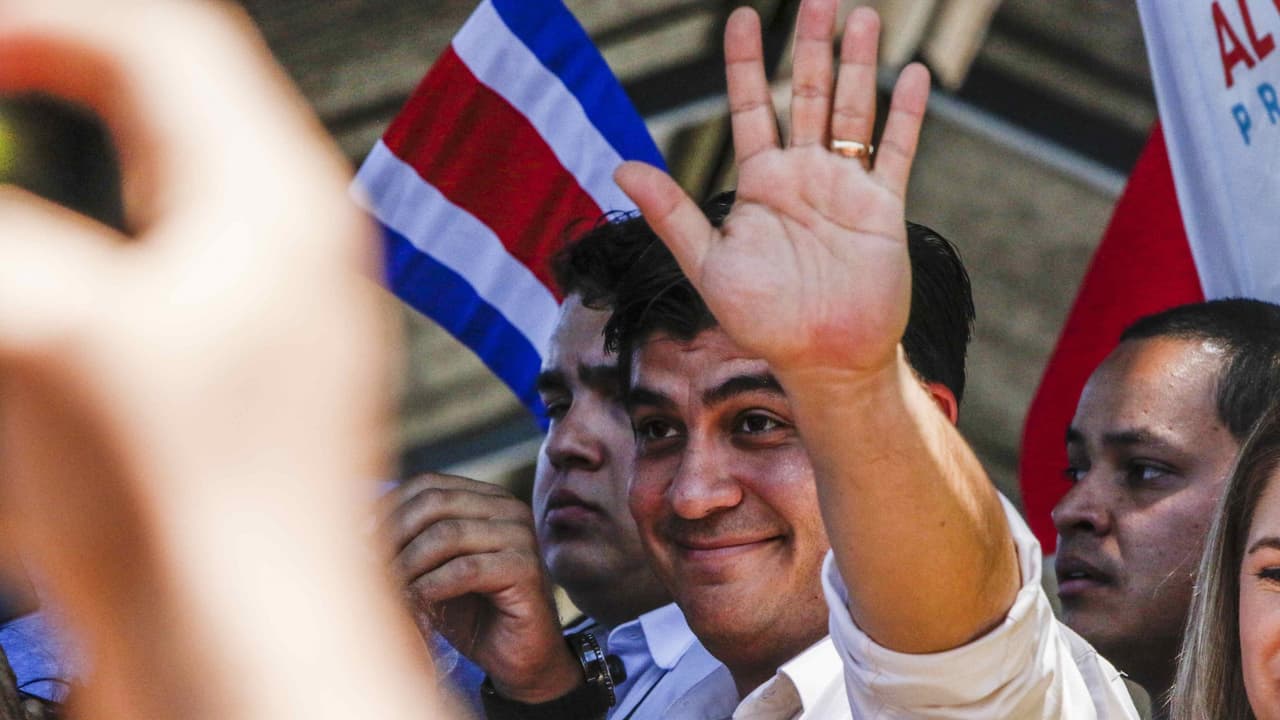Carlos Alvarado llega a la presidencia de Costa Rica con el reto de garantizar el modelo del 'pura vida'