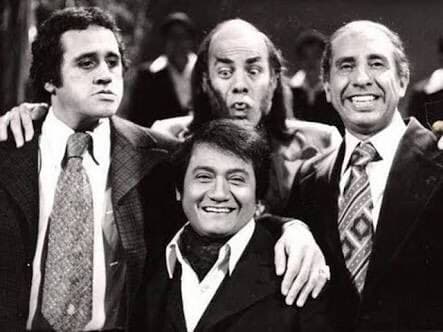 Su primera actuación en cine fue en la película 'Calabacitas tiernas', de 1949. En su carrera participó en más de 60 producciones cinematográficas.