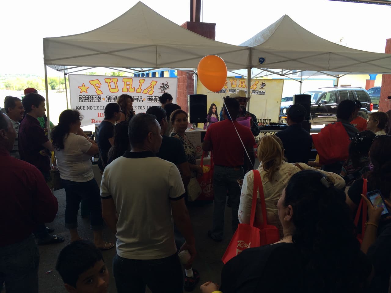 Univision convivió con la comunidad desde el Travis County Expo Center para celebrar las Fiestas Patrias.
