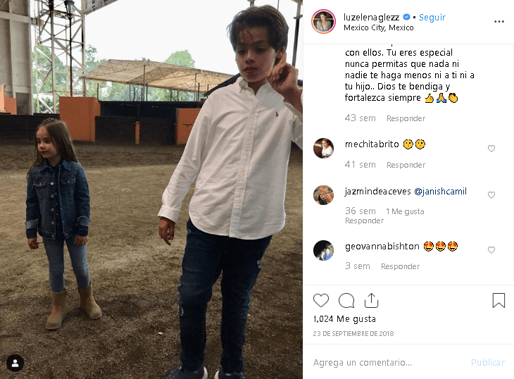 La actriz es esposa del empresario Bernardo Martínez. Tienen dos hijos: Santiago y María José, de 7 años de edad.