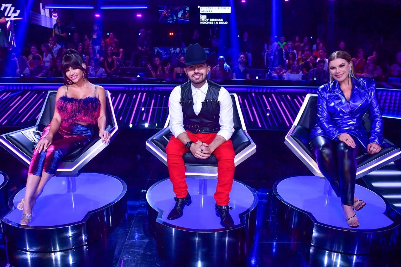 Jueces en Reina de la Canción