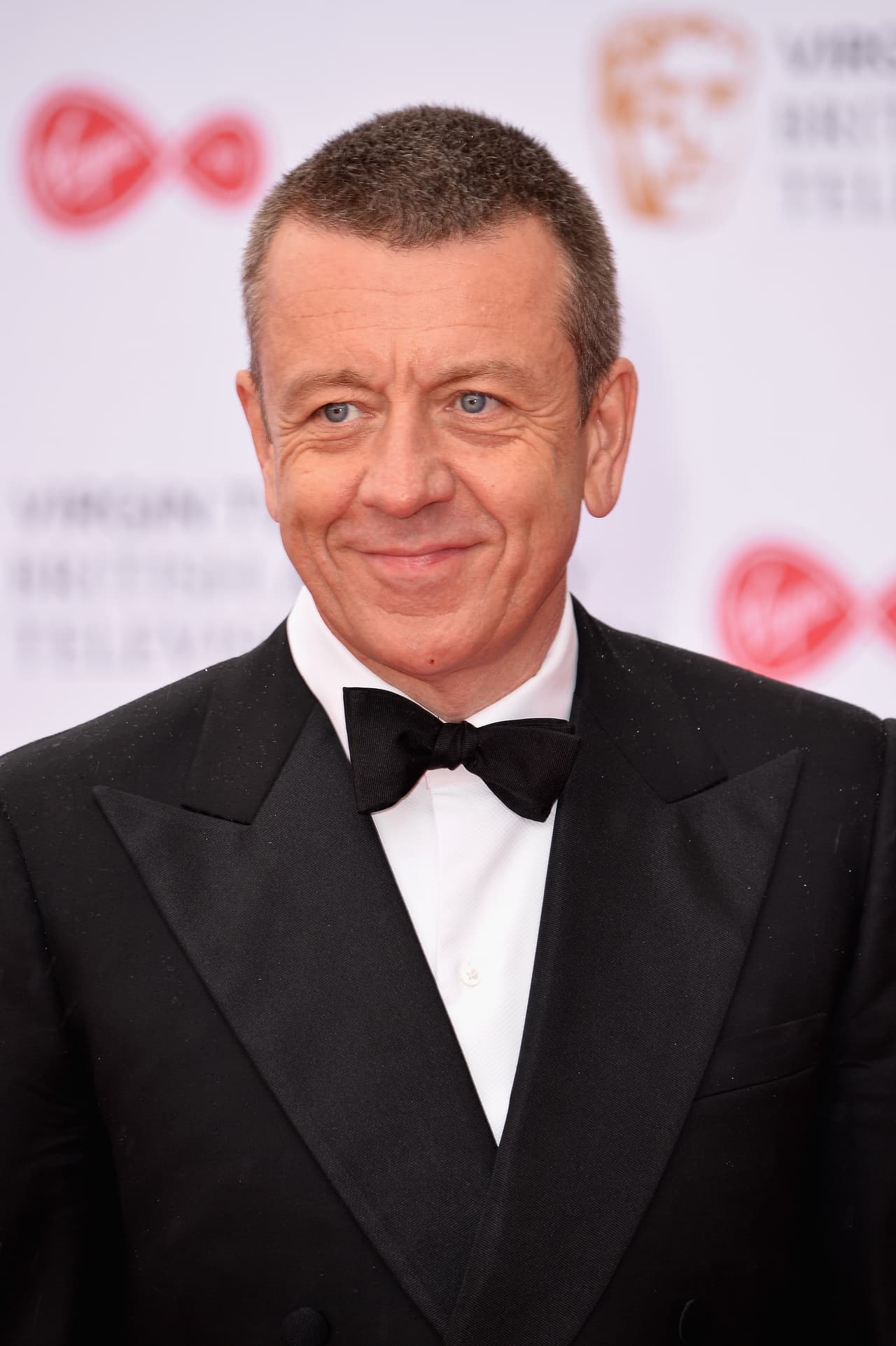 El creador de la serie, Peter Morgan, fue el encargado de despejar las dudas acerca de si estos temas llegarían a ser presentados en el programa.
<br>