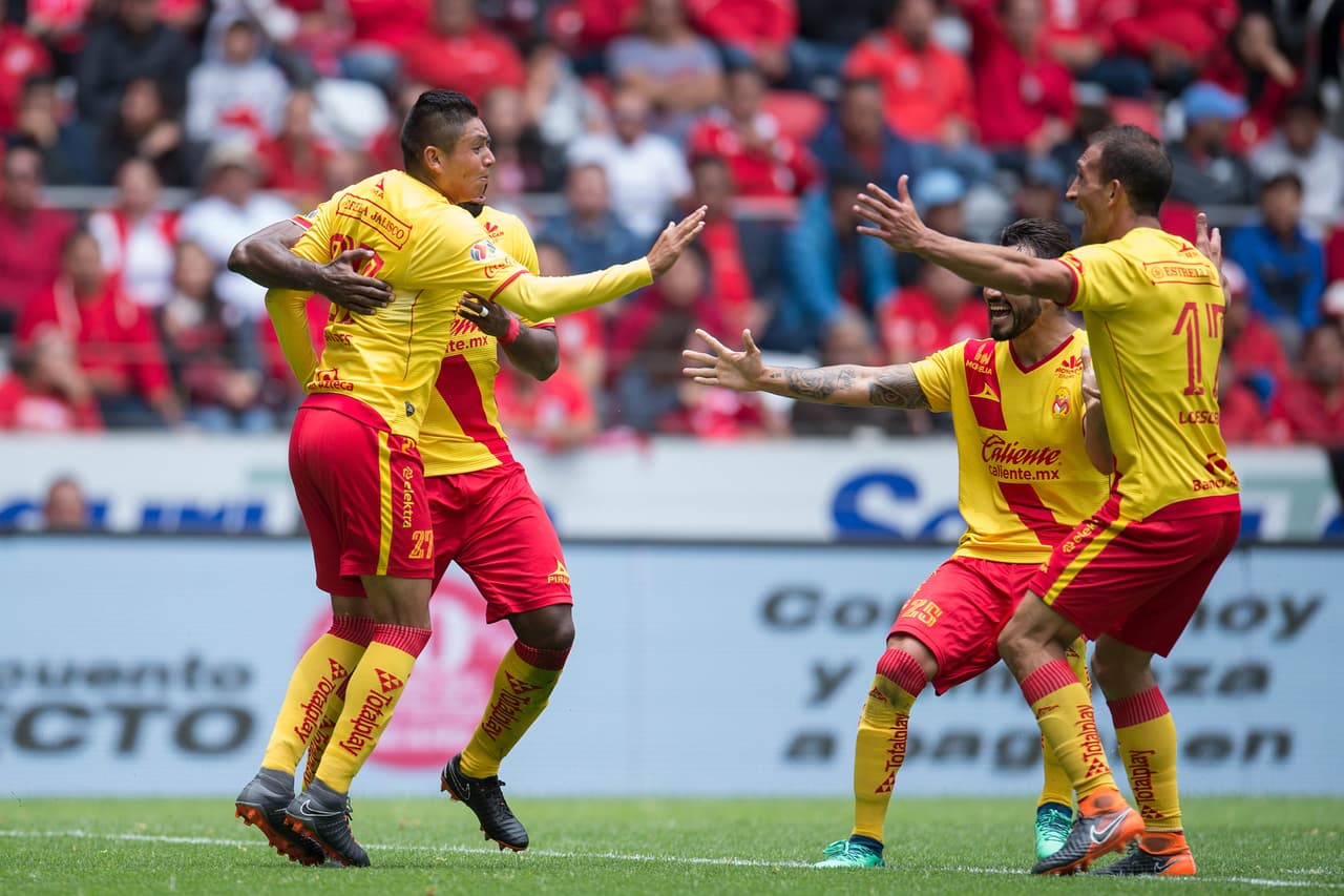 Los goles encendieron la ilusión en Morelia y apagaron el exceso de confianza del local.