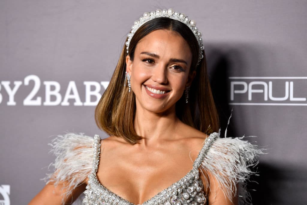 <b>Jessica Alba </b>
<br>La actriz considera que en la actualidad la valentía y la confianza son dos de sus rasgos característicos, pero no siempre fue así, ya que como dijo en una entrevista para 'The Mirror', fue acosada en sus años de escuela.
<br>